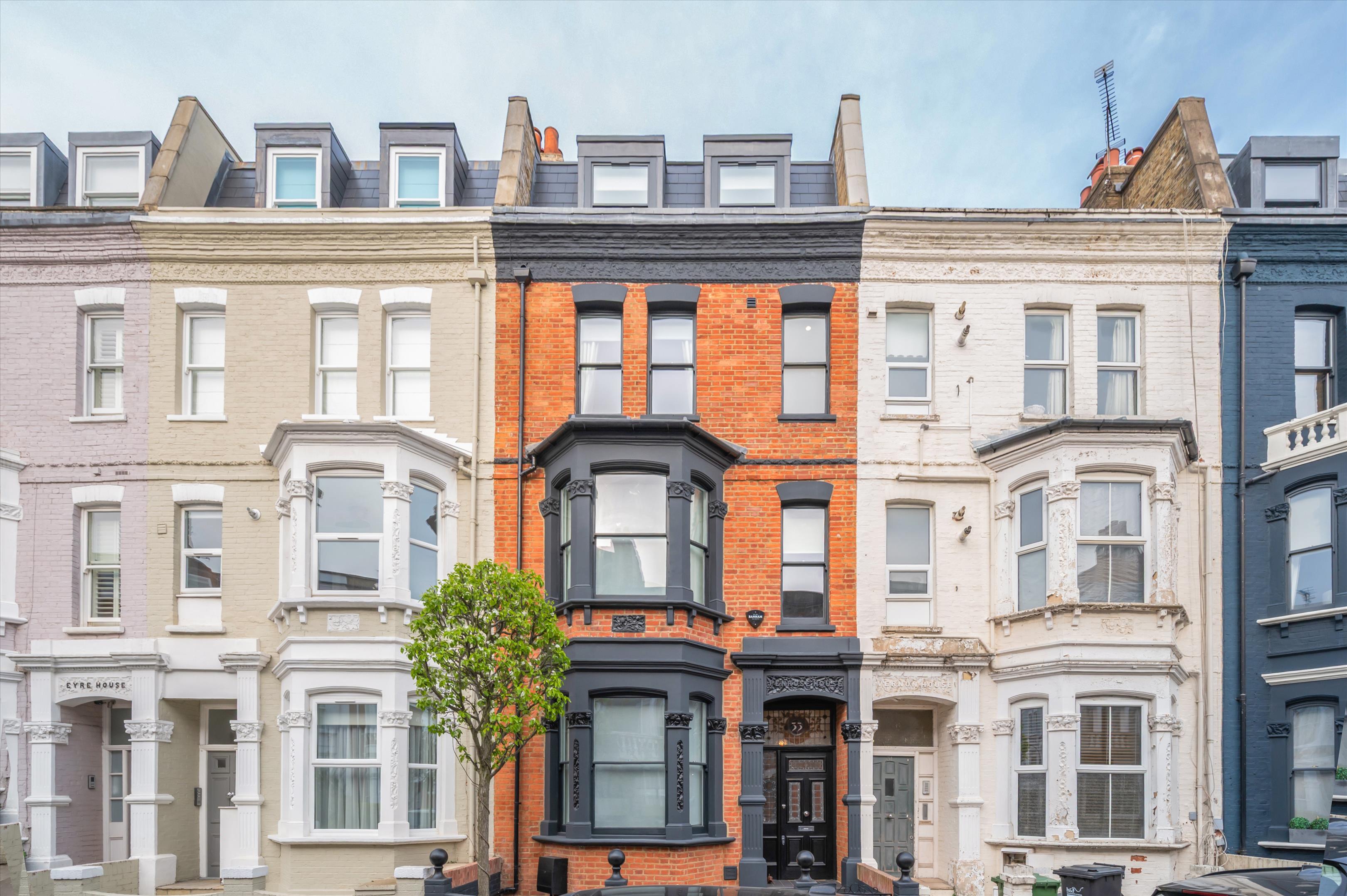 4 bedroom terraced house for sale 0