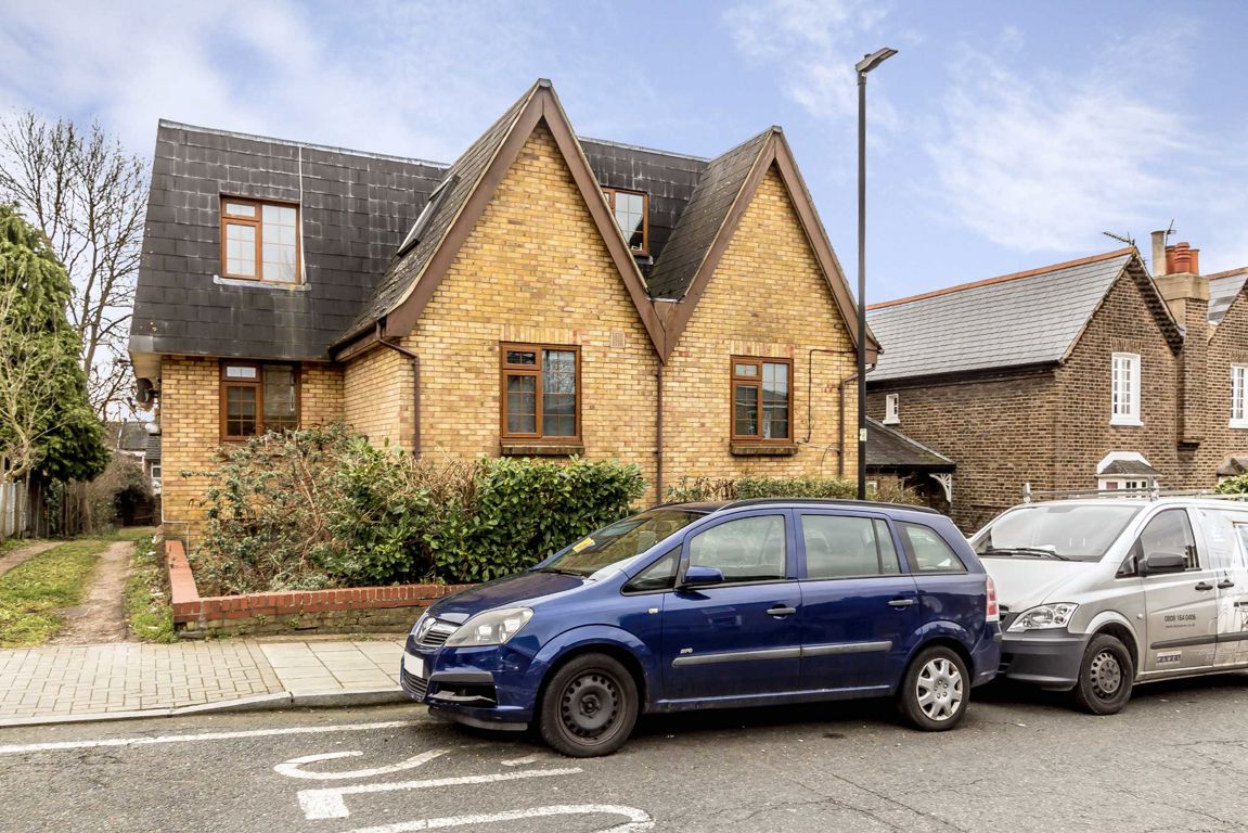 Flat 5, 80, Sunnyhill Road, London photo 5
