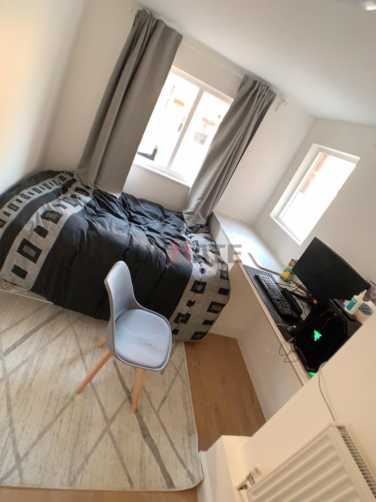 5, Wesley Close, London photo 4