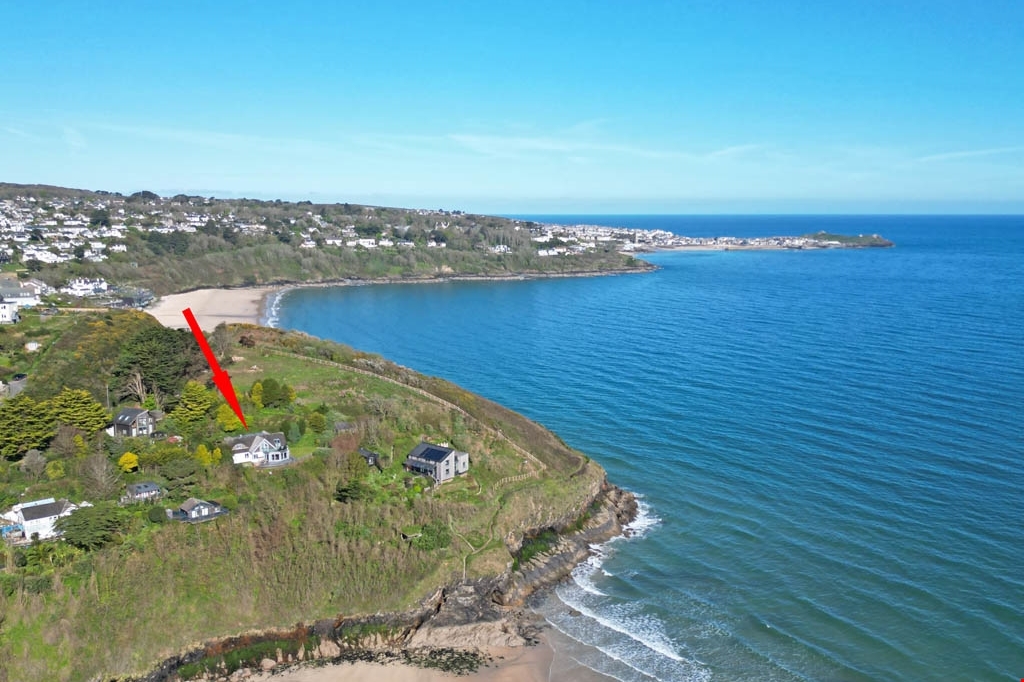 5 bedroom detached house for sale 0