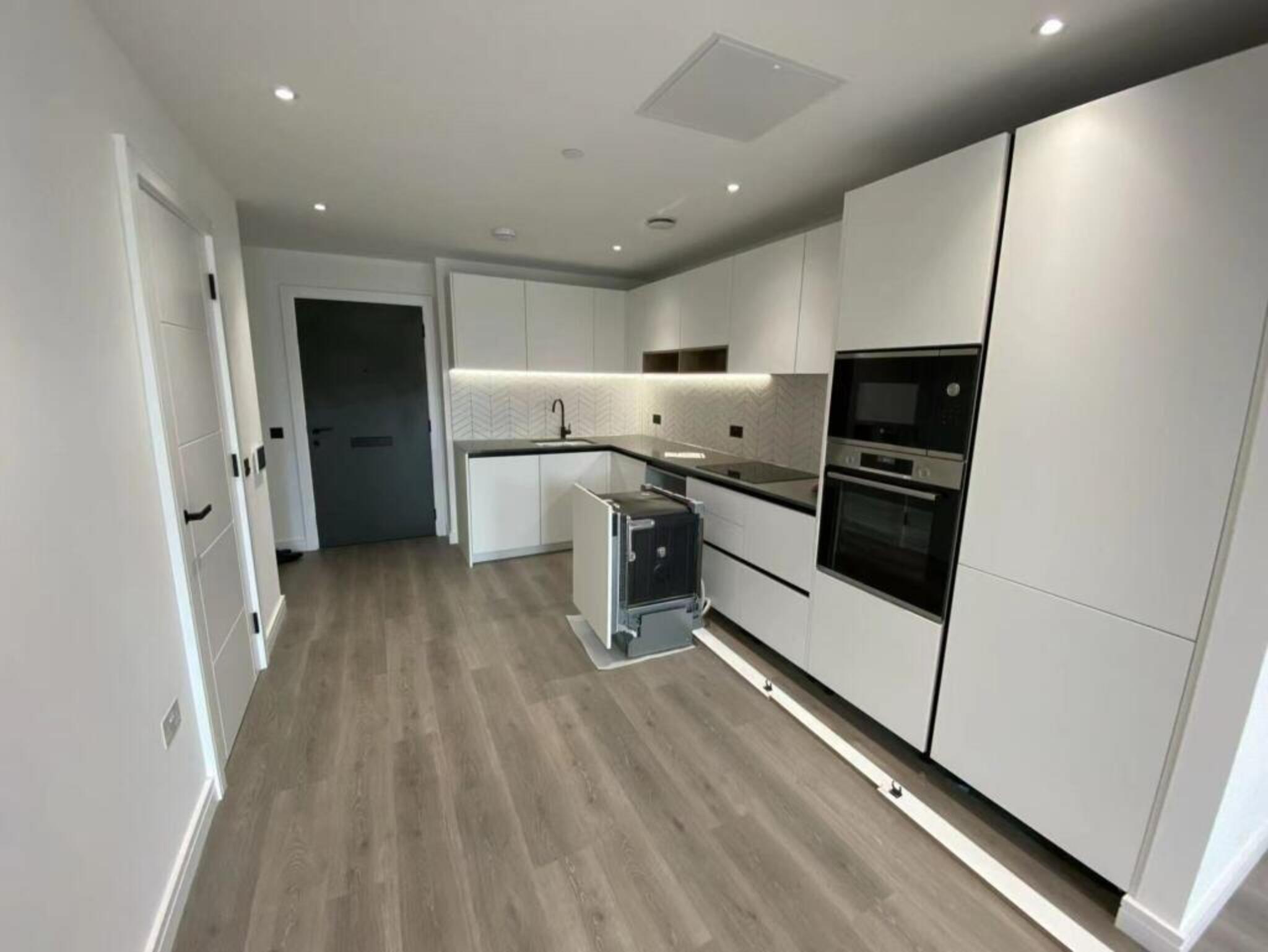 2 bedroom flat for sale 0