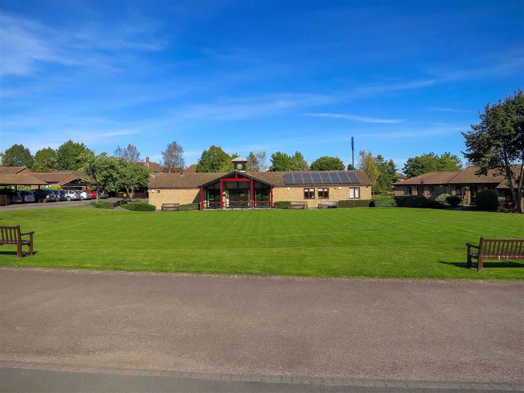 Photos of Magnolia Close, Bridge Green, Nottingham NG8 54654475 Zoopla