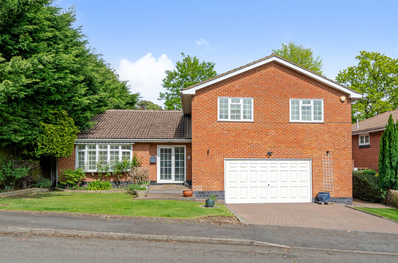 4 bedroom detached house for sale 0