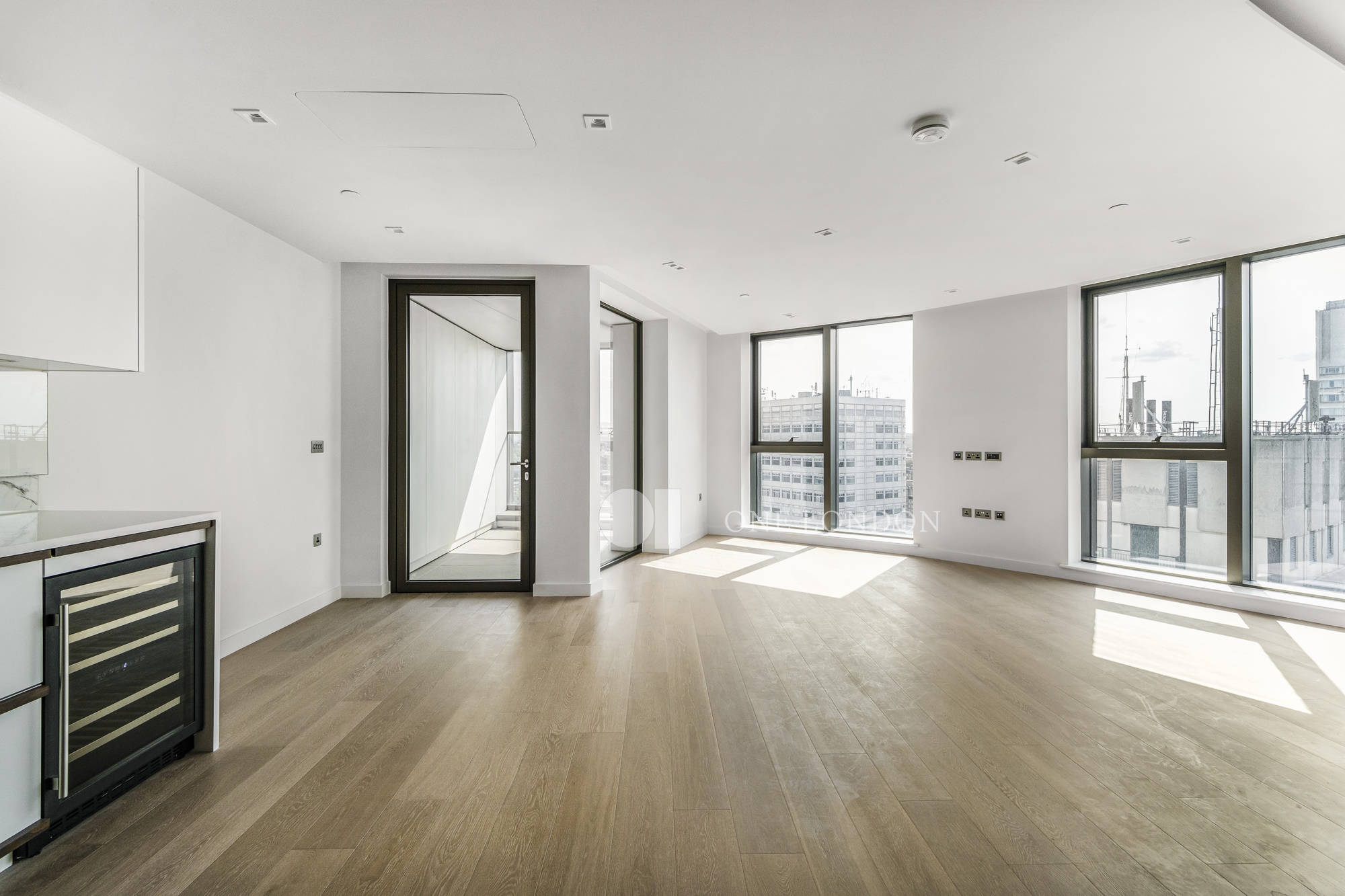 3 bedroom new flat for sale 0