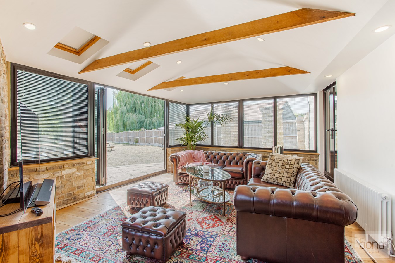 Photos of South Hanningfield Road, Rettendon Common, Chelmsford CM3