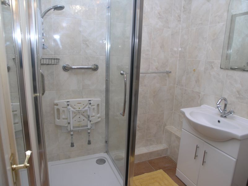 Photos of Higgs Field Crescent, Cradley Heath B64 60492010