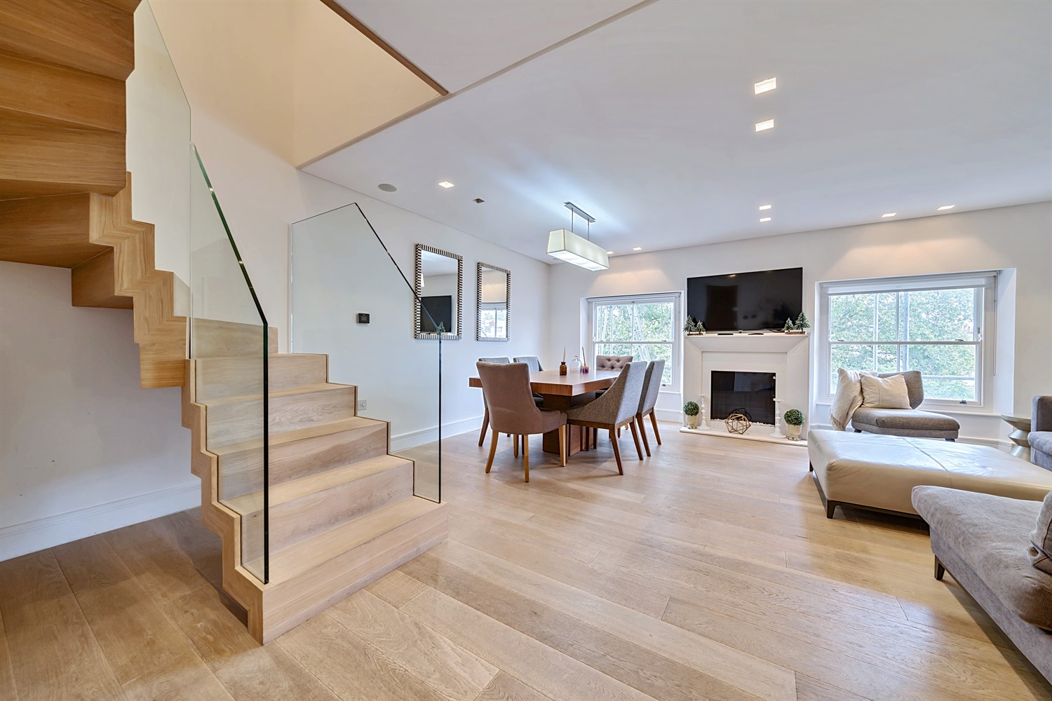 2 bedroom flat for sale 0