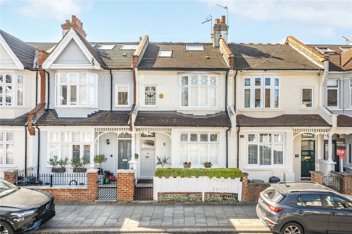 3 bedroom terraced house for sale 0