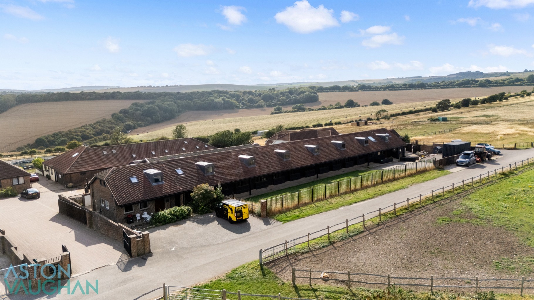 8 bedroom detached house for sale 0