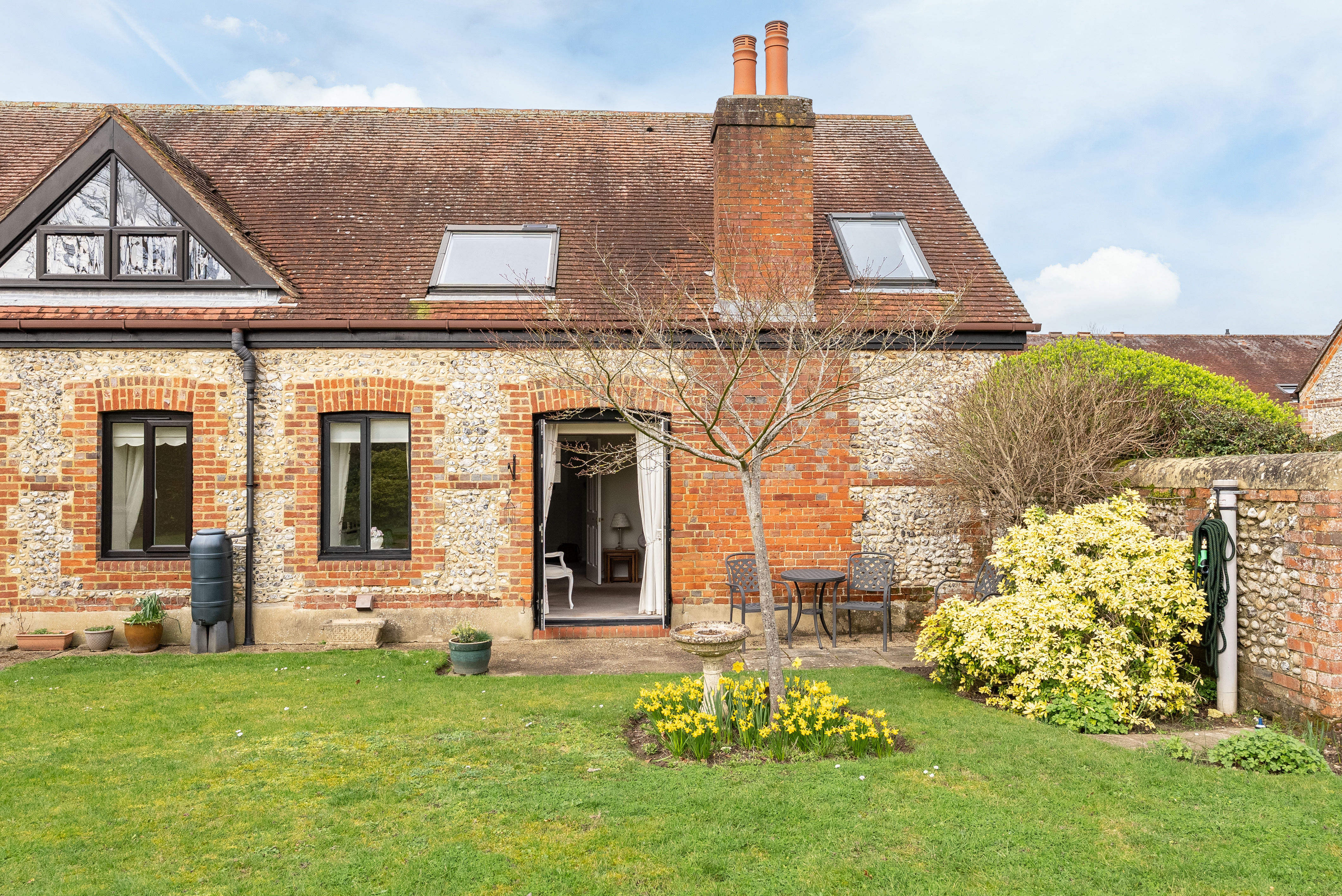 2-bed house on 35 Sondes Farm, Glebe Road, Dorking, £475,000
