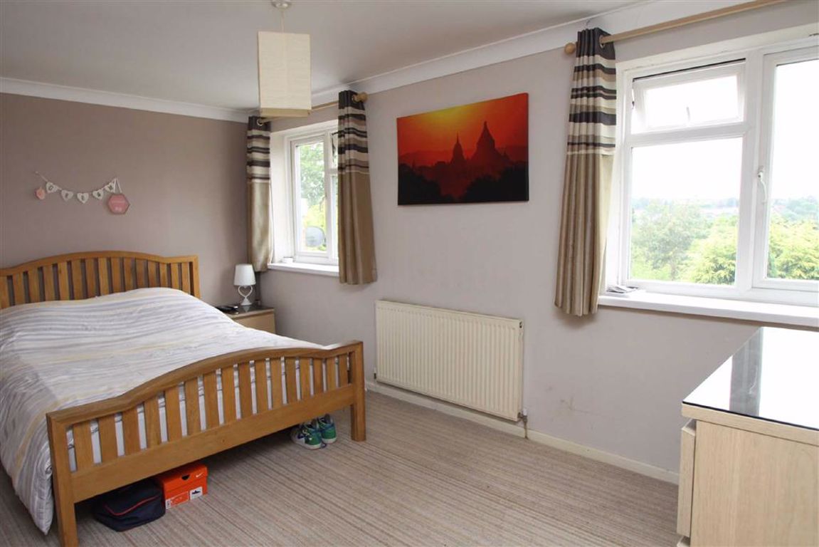 Free property report 58 Hardwick Drive, Halesowen, B62 8TF Chimnie