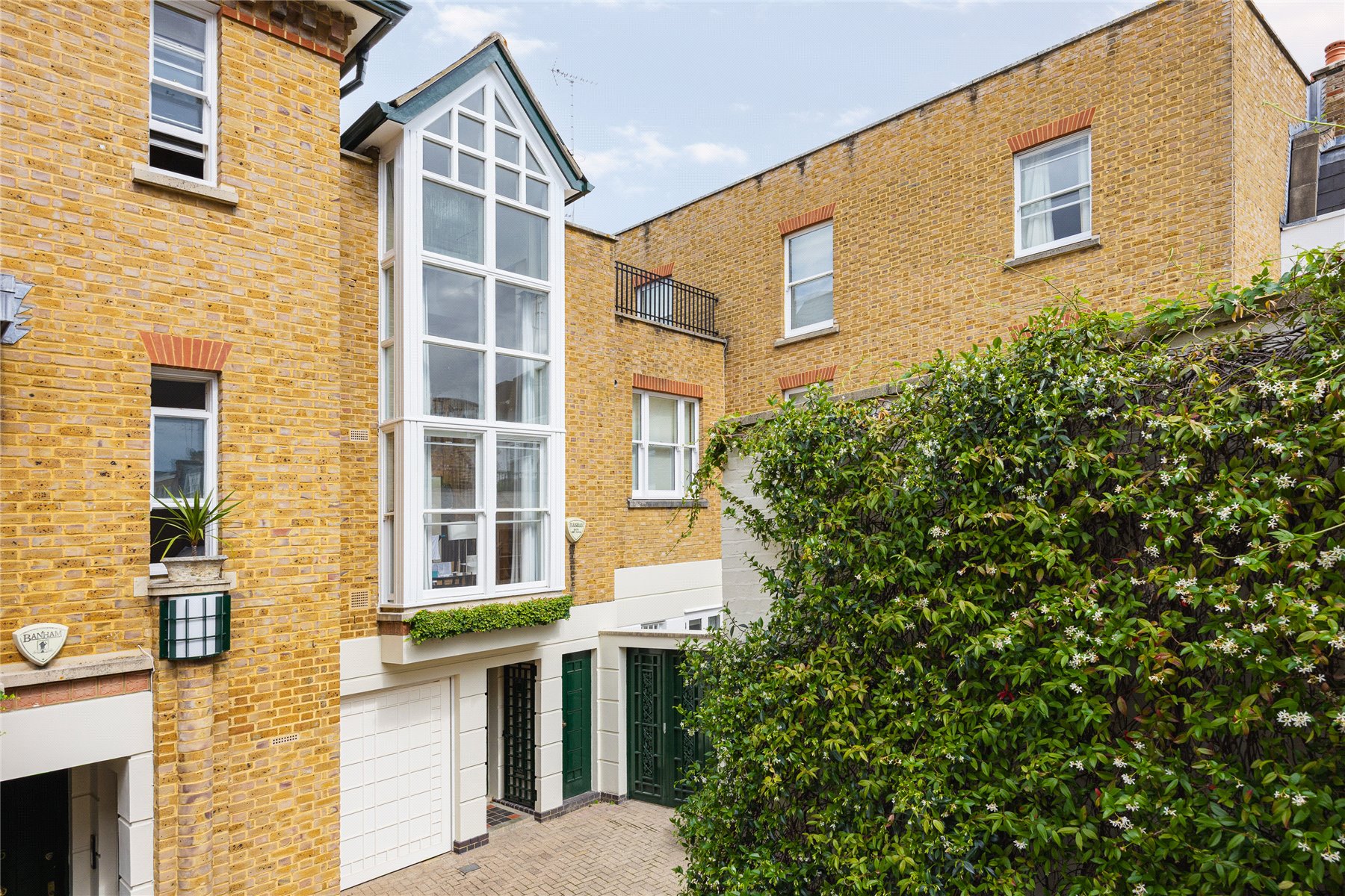 1-bed house on Charles II Place, London SW3, £1,200,000