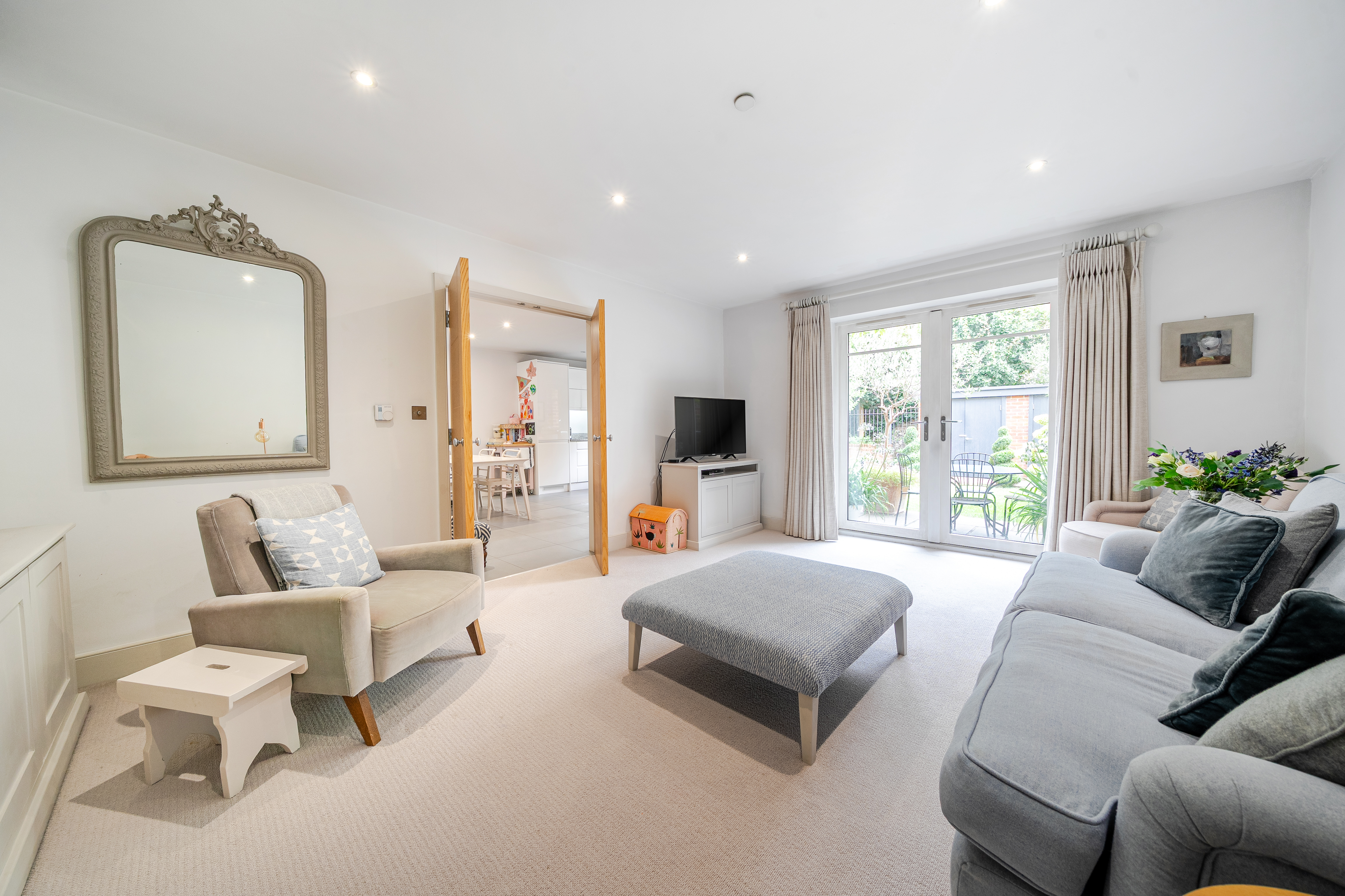 3 bedroom terraced house for sale 0