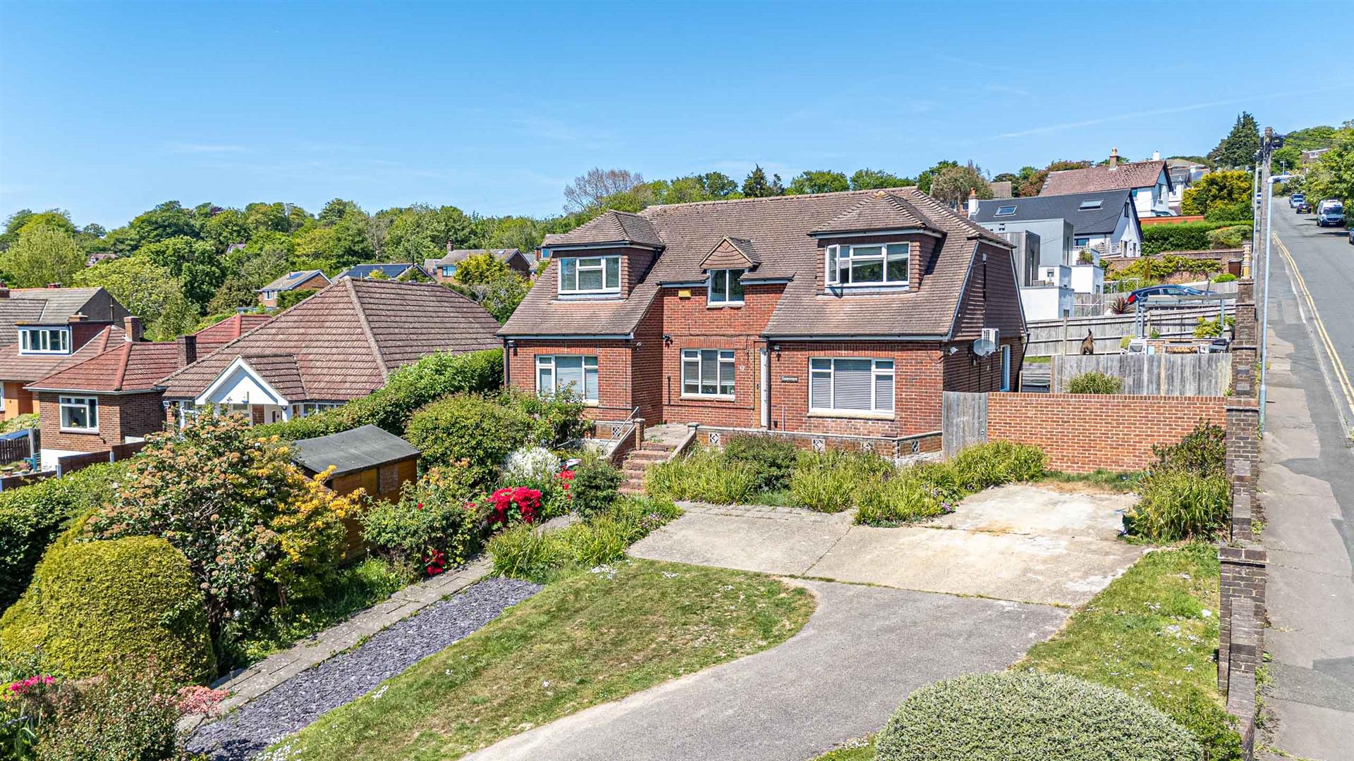 5-bed detached on Ochiltree Road, Hastings TN34, £600,000