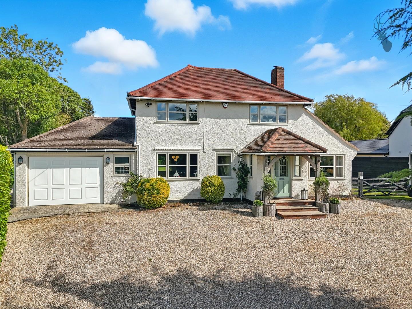 4 bedroom detached house for sale 0