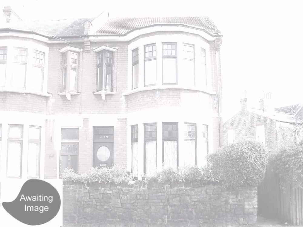 37, Brantwood Road, London photo 2