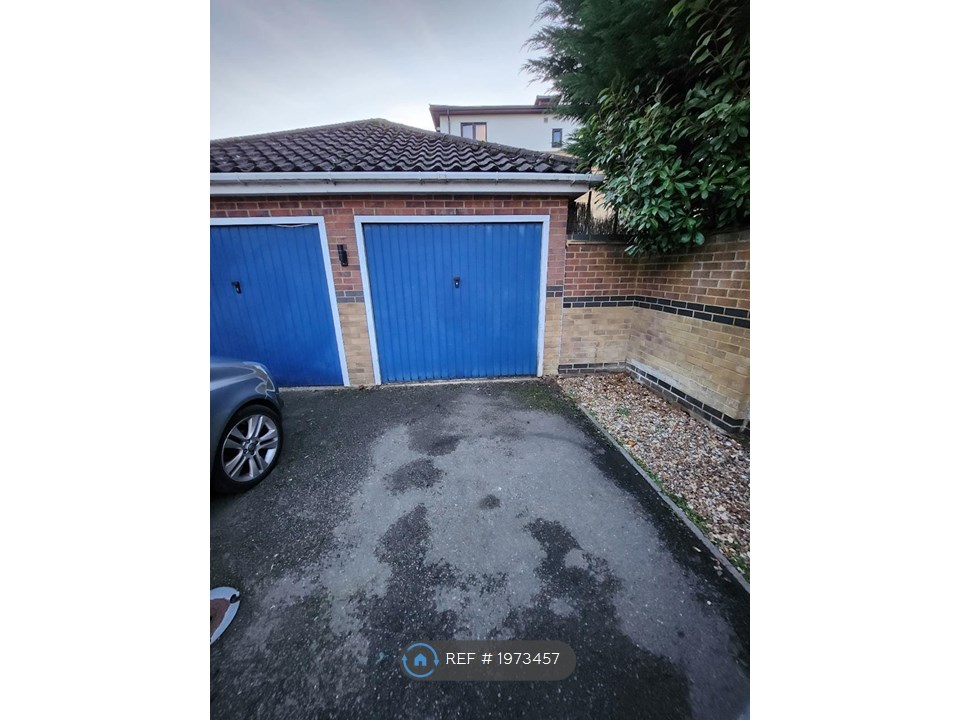 Photos of Augustus Gate, Stevenage SG2 - 66540513 | PrimeLocation