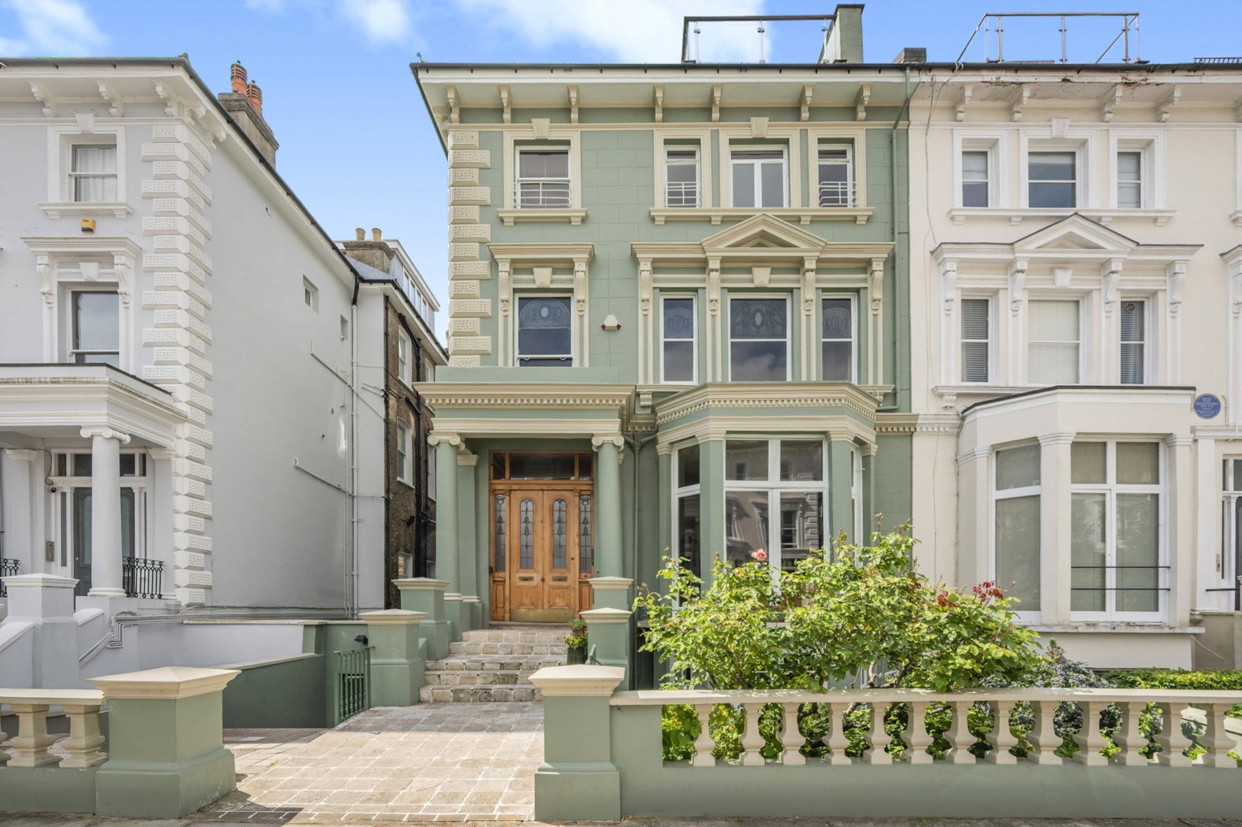 2 bedroom flat for sale 0