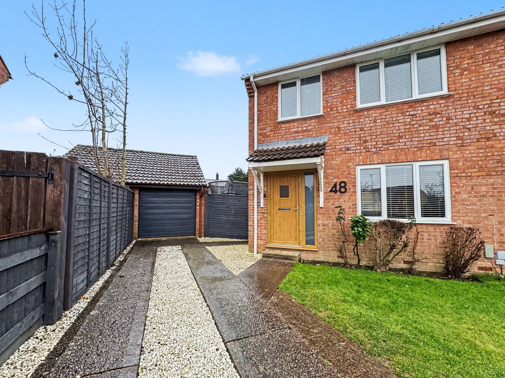 3-bed house on 48 Chestnut Drive, Cullompton, £295,000