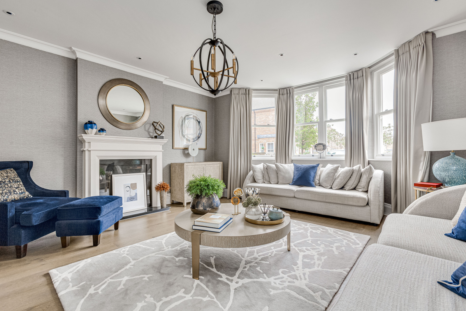 5 bedroom detached house for sale 0