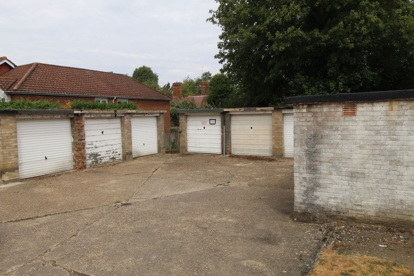 Oak Tree Court, Barnet Lane, Borehamwood photo 5