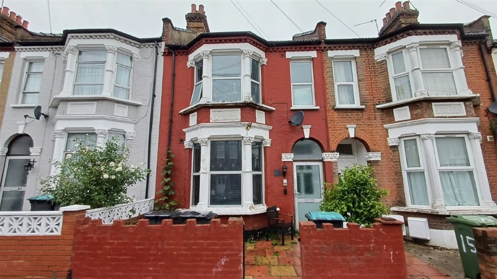 Drayton Road, LONDON photo 2