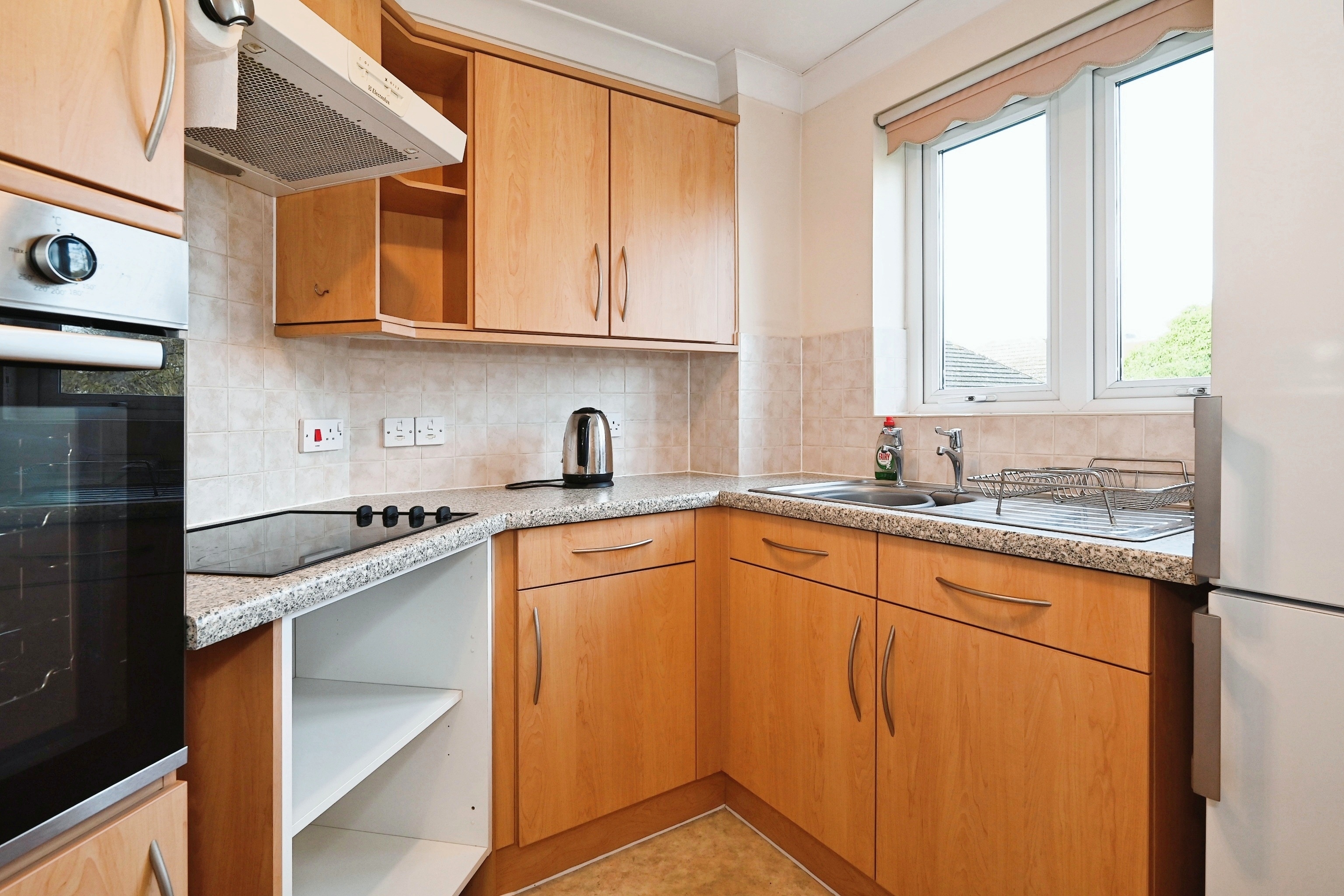 26, Stevens Court, Winnersh photo 4