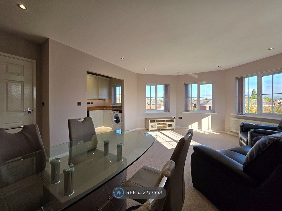 Royal Drive, Fulwood, Preston photo 2