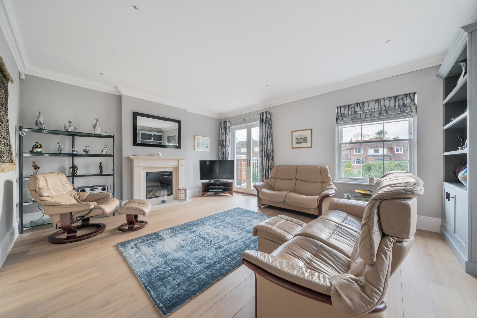 4 bedroom mews house for sale 0