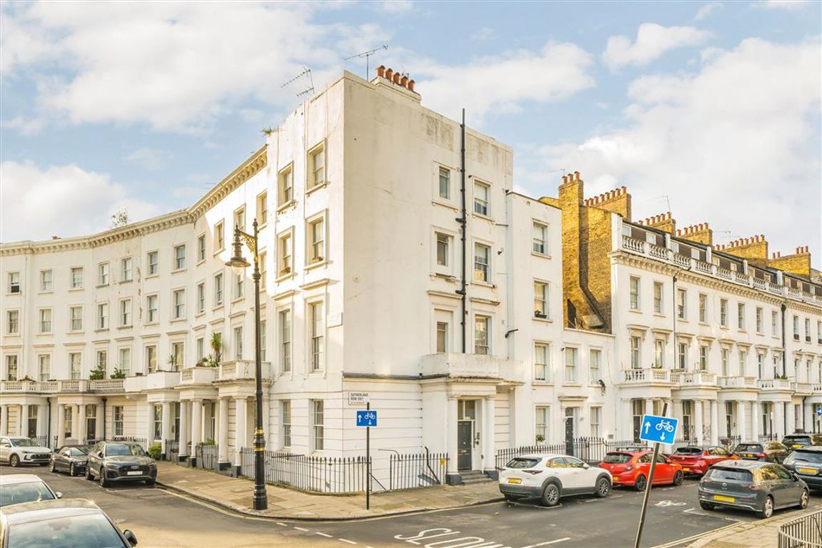 3 bedroom flat for sale 0