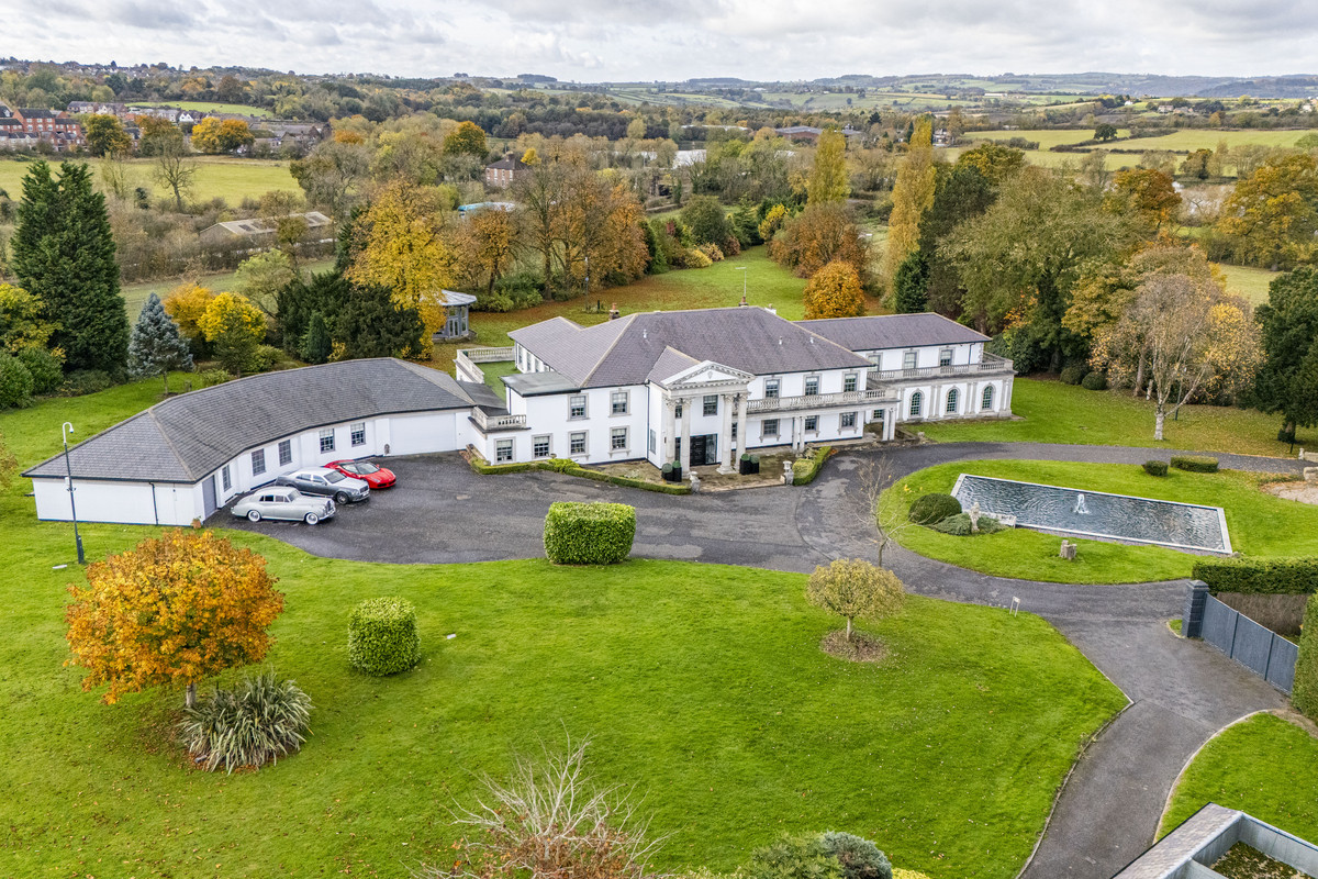 6 bedroom country house for sale 0