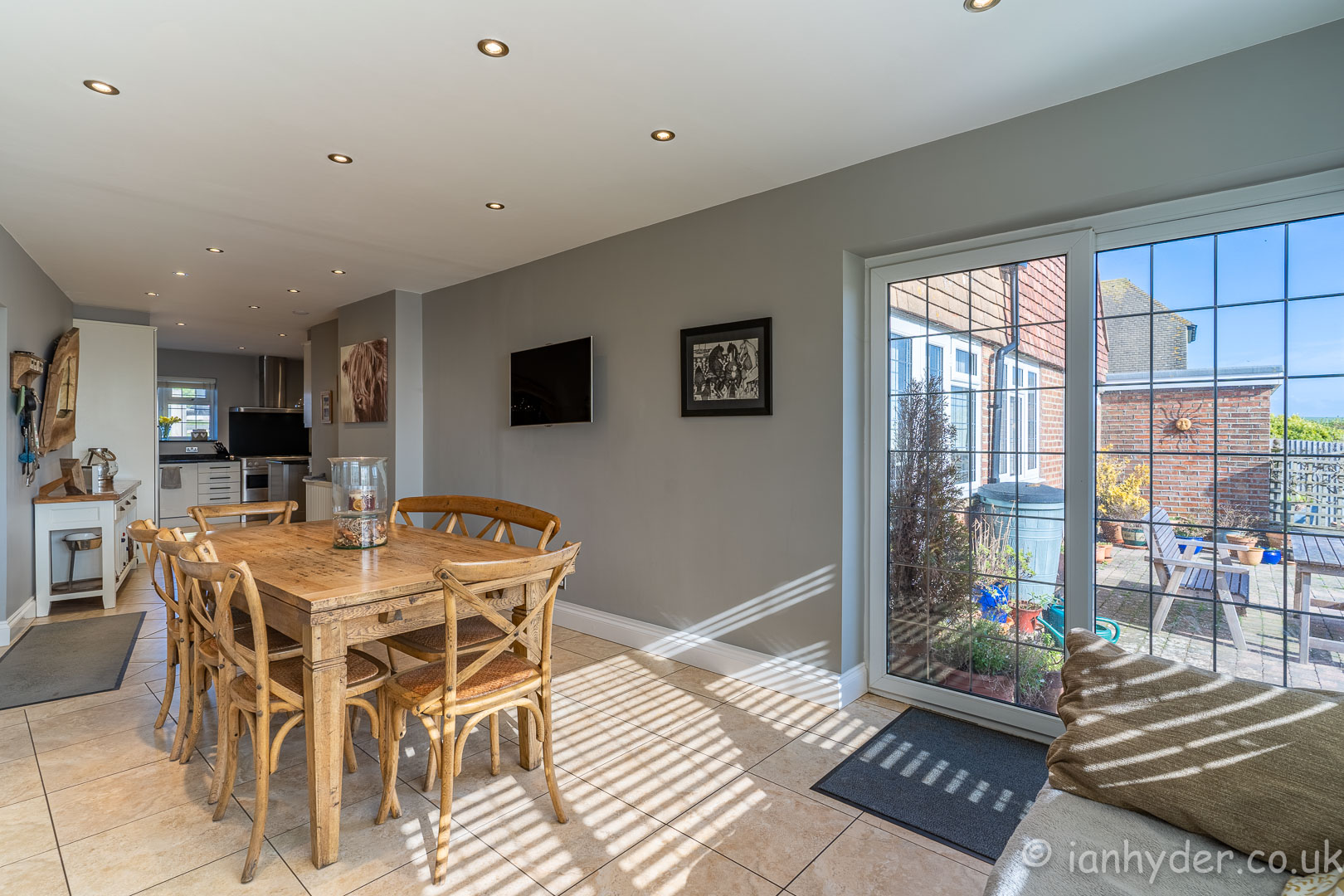 Free property report 2 Ashdown Avenue, Saltdean, Brighton, BN2 8AH