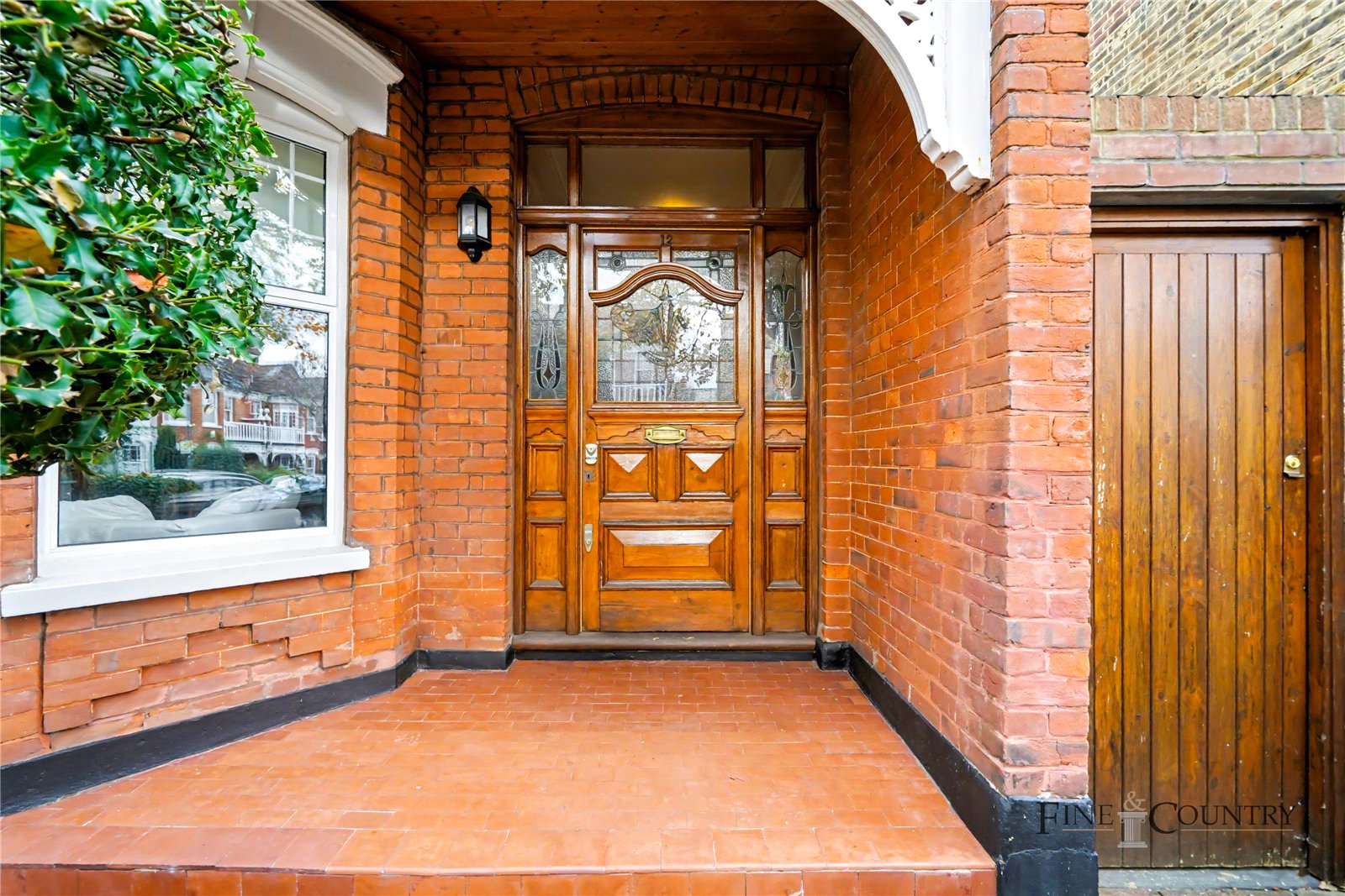 4 bedroom end terrace house for sale 0