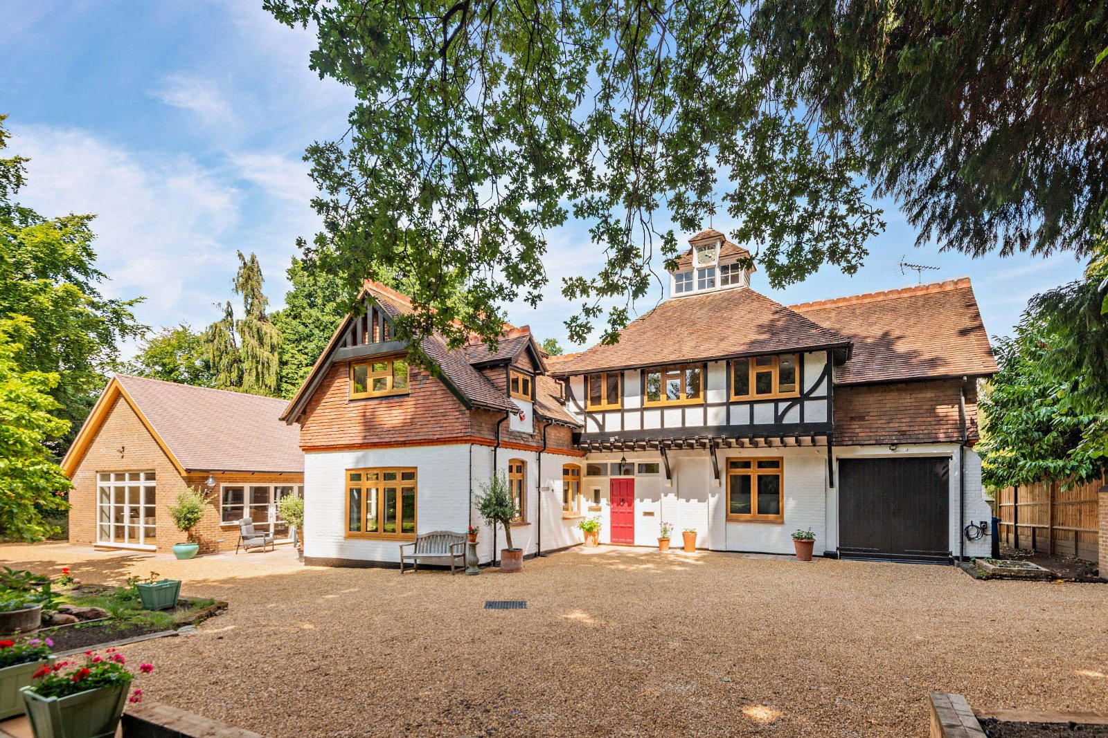 6 bedroom terraced house for sale