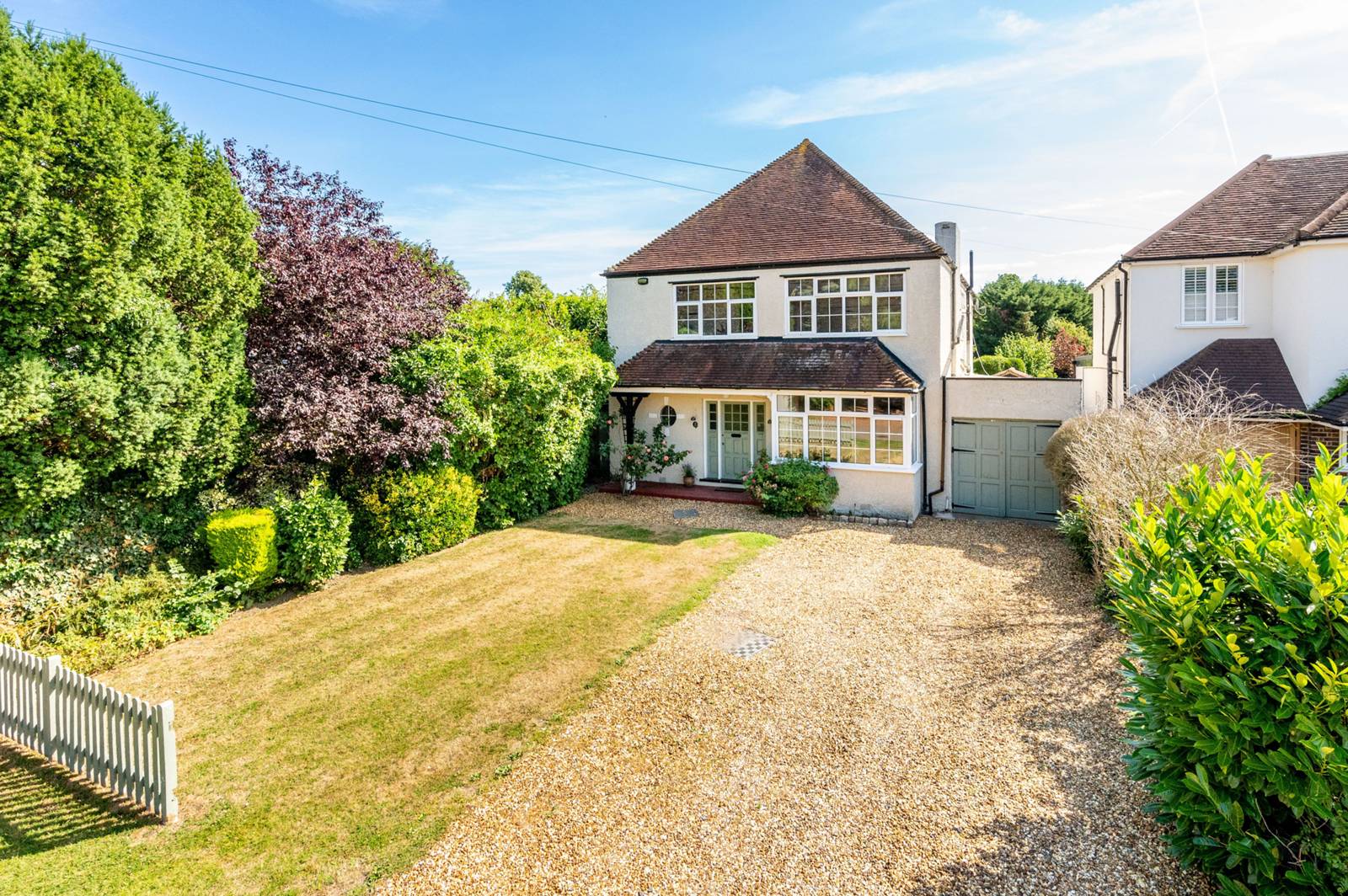 4 bedroom detached house for sale 0