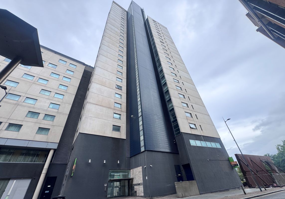 Old Hall Street, Liverpool photo 2