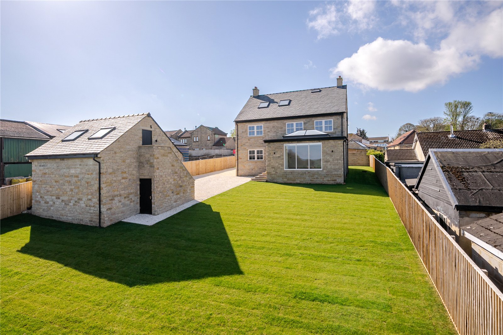 5 bedroom detached new house for sale 0