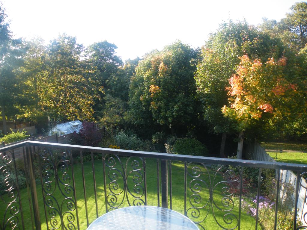 Free property report 19A, Oakdale Glen Rear, Harrogate, HG1 2JY Chimnie