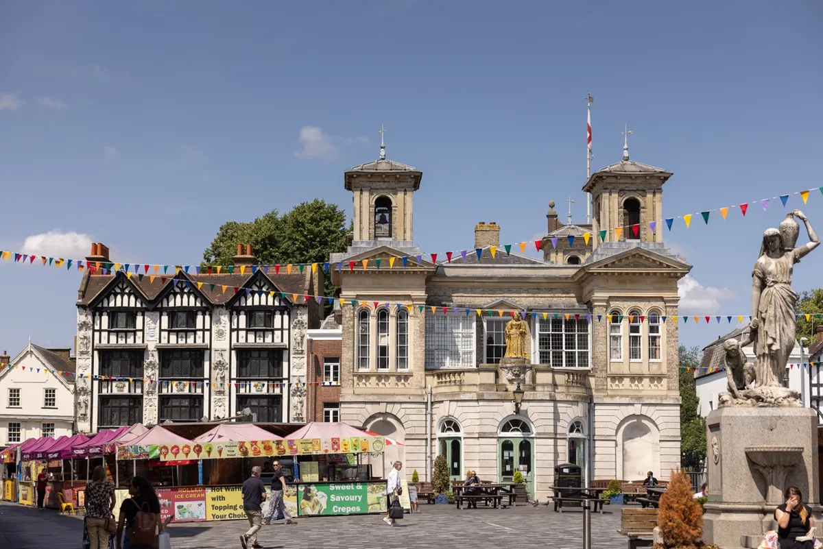 3 bedroom new flat for sale 0