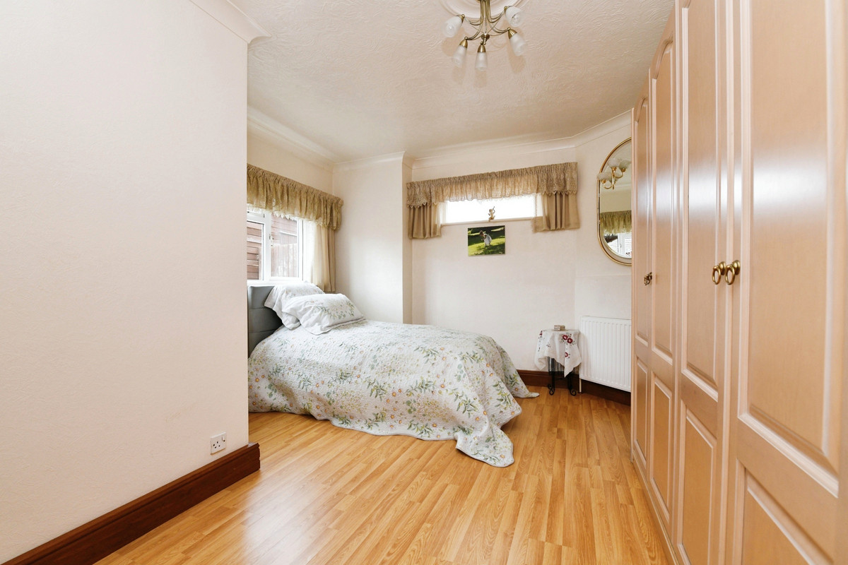 Photos of North Avenue, SouthendOnSea SS2 66641820 PrimeLocation