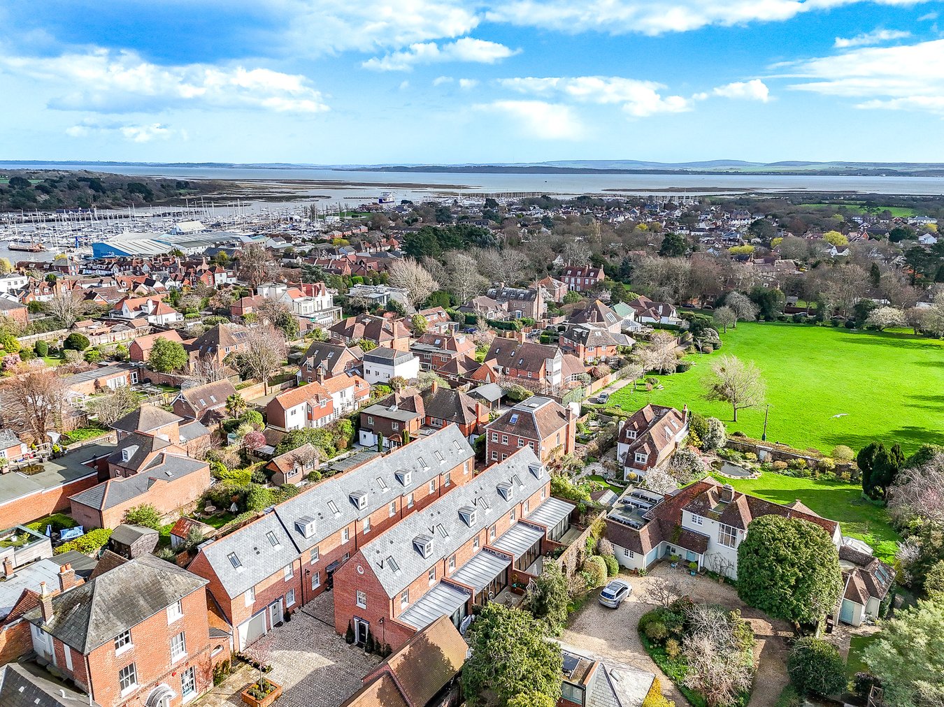 3 bedroom terraced house for sale 0