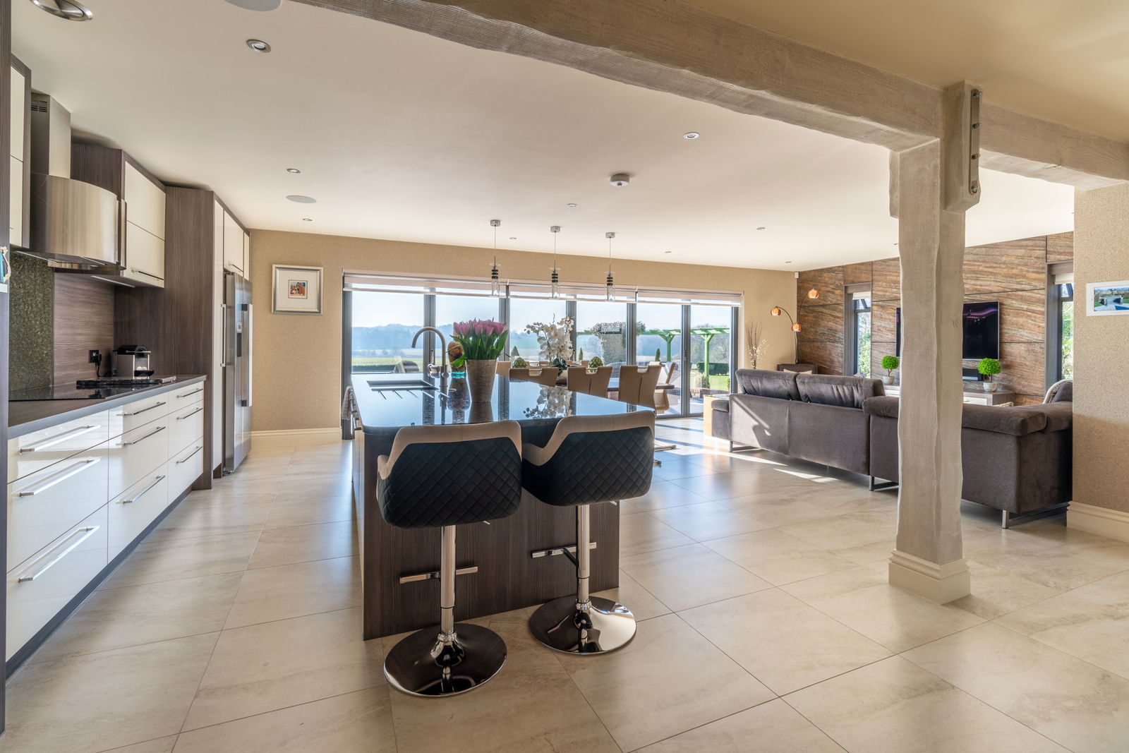 3 bedroom detached house for sale 0