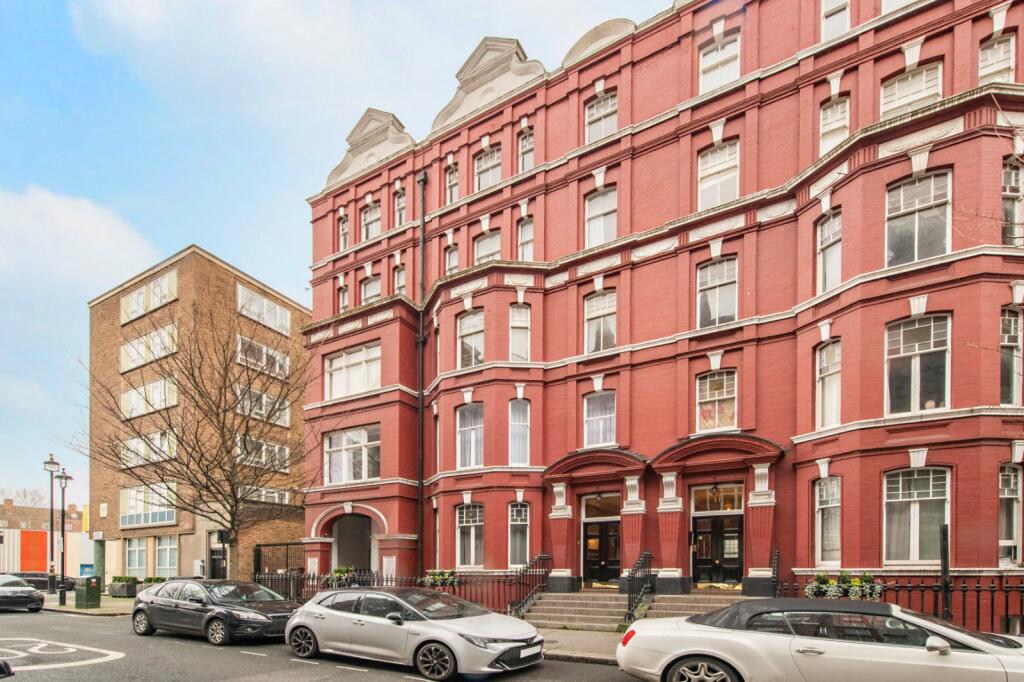 3 bedroom flat for sale 0