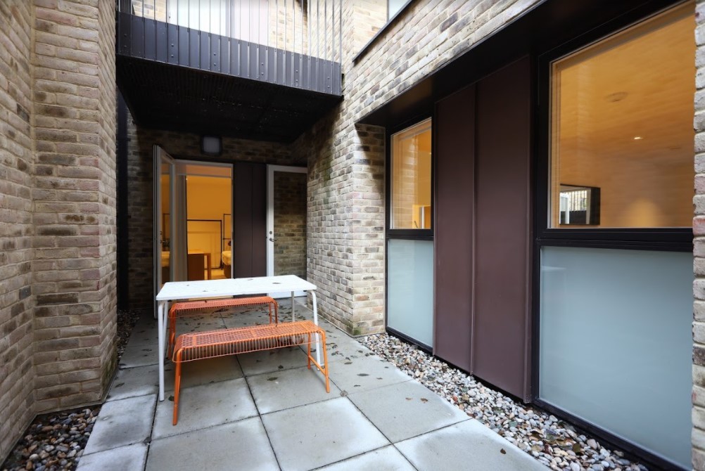 2 bedroom new flat for sale 0