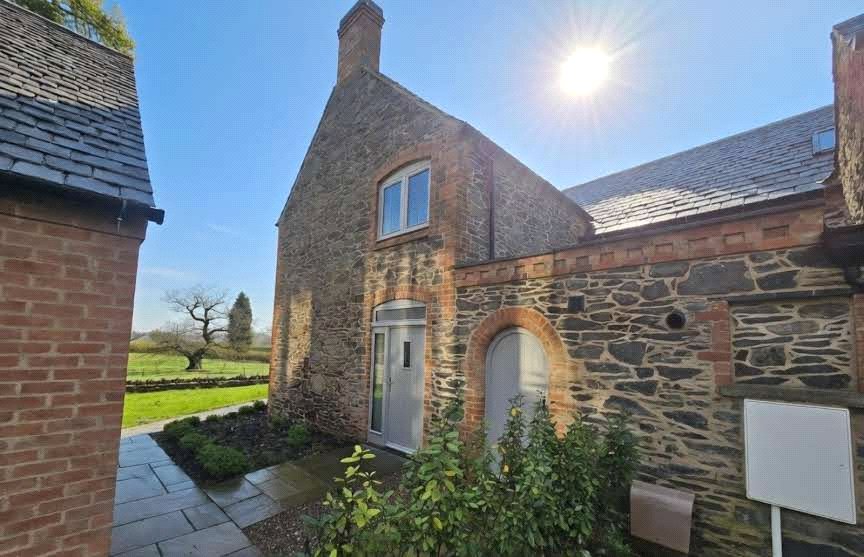 5 bedroom link-detached new house for sale 0