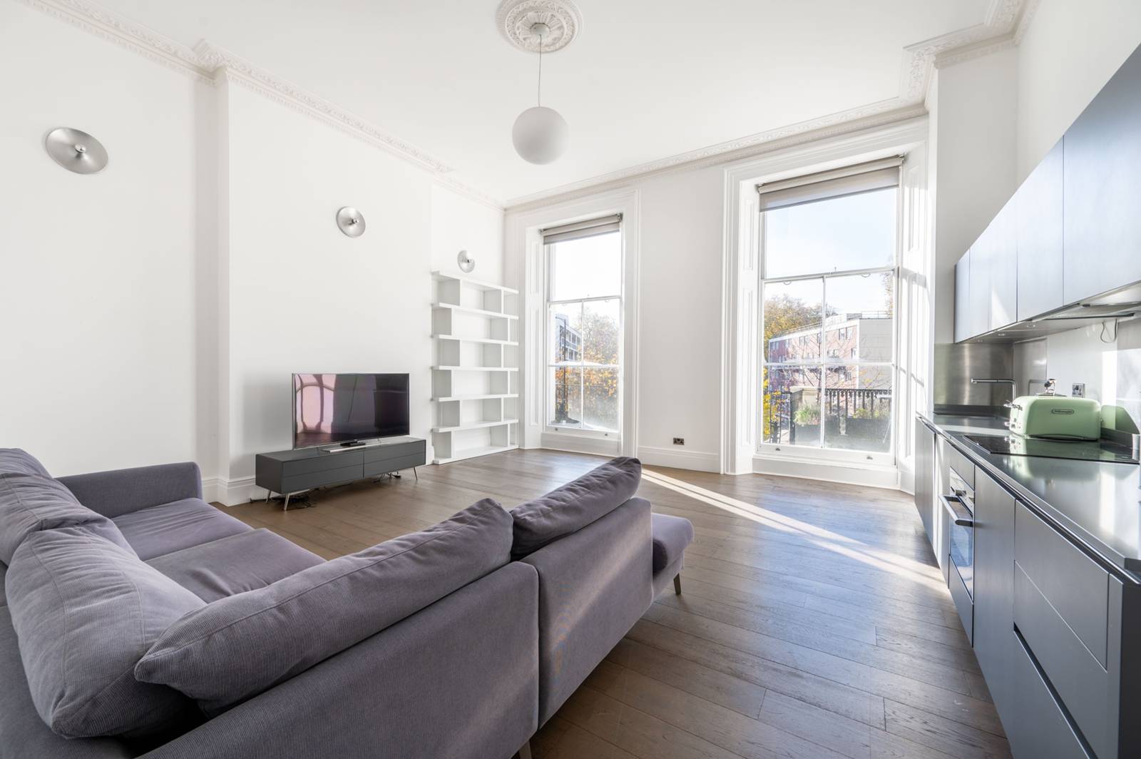 2 bedroom flat for sale 0