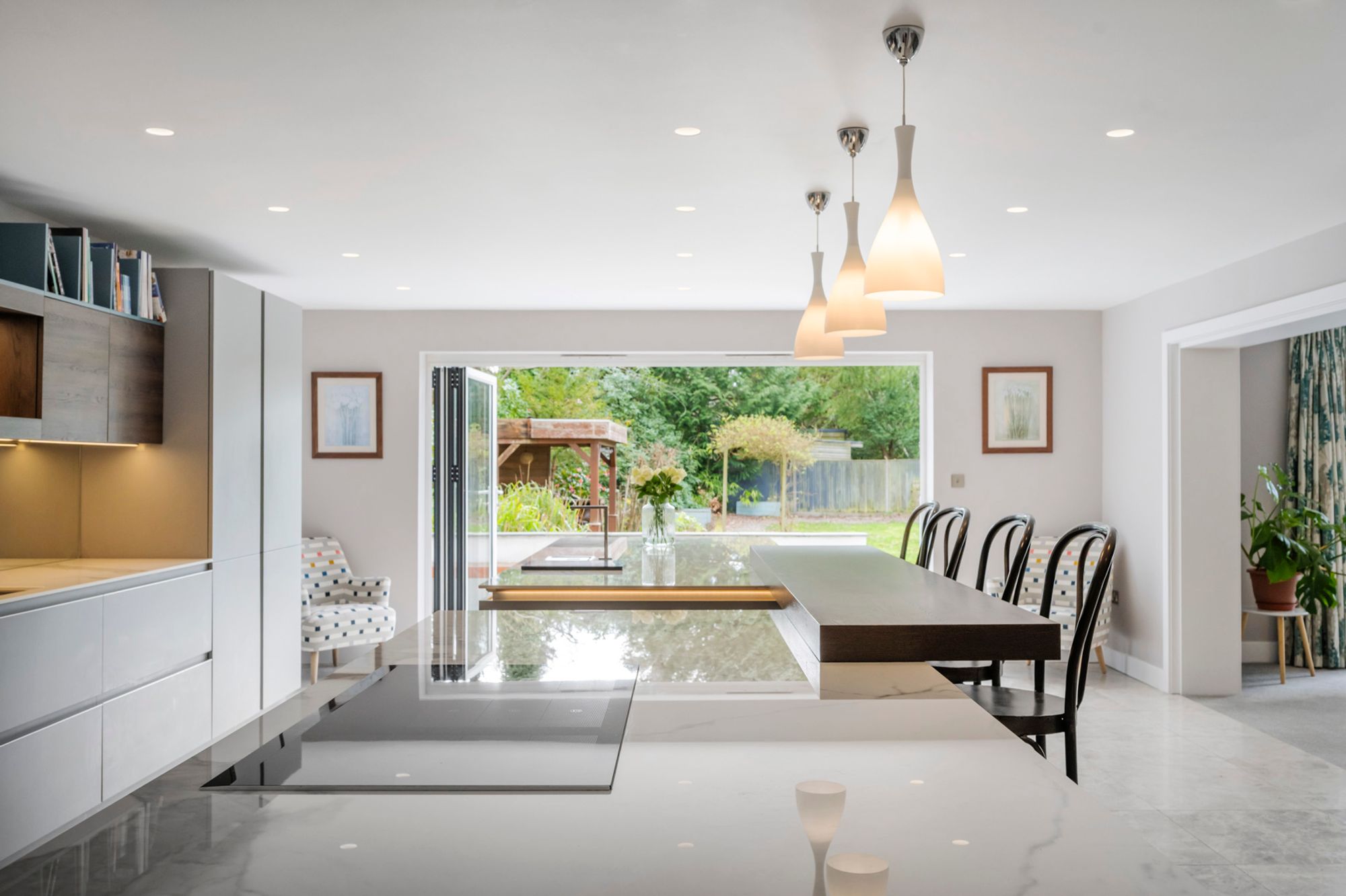 6 bedroom detached house for sale 0