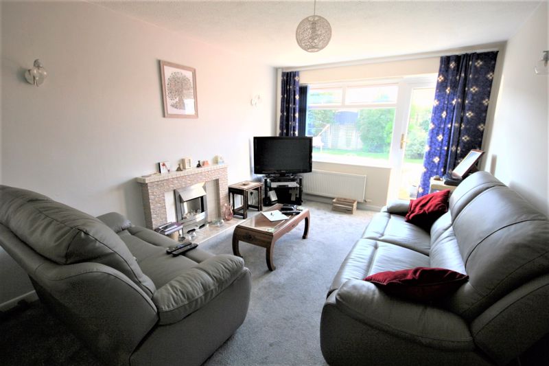 Photos of Burleigh Croft, Hucclecote, Gloucester GL3 56370200 Zoopla