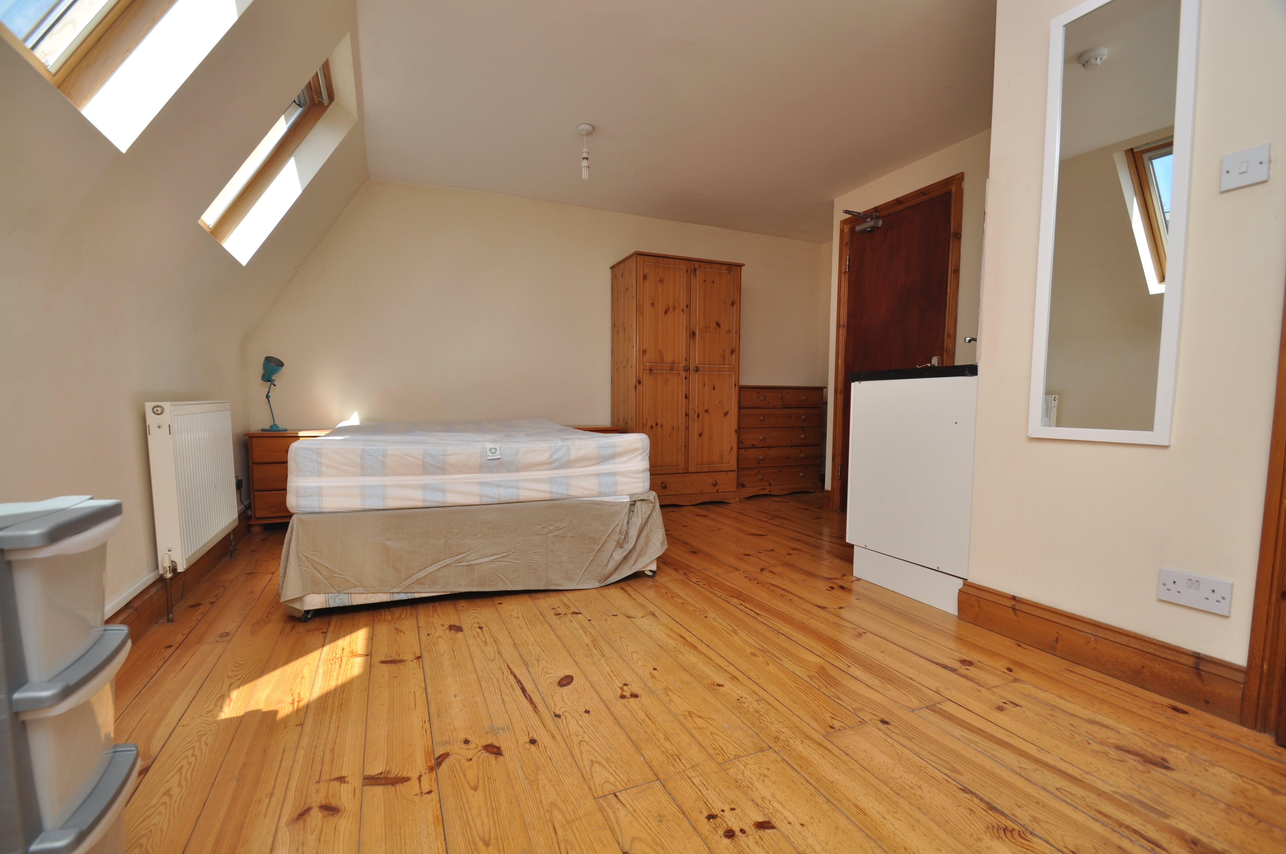 Room 13, 754, Holloway Road, Upper Holloway photo 5