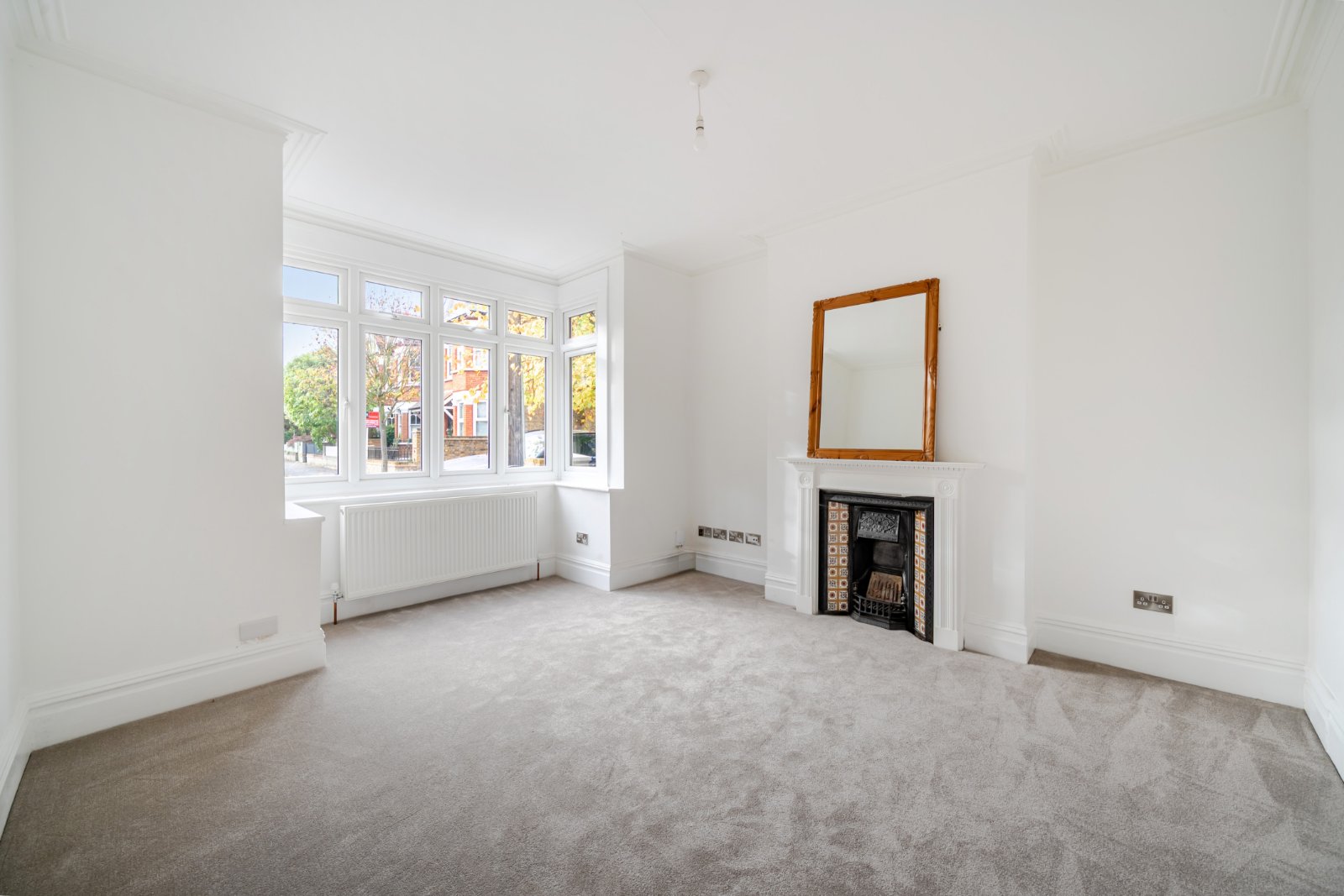 4 bedroom terraced house for sale 0